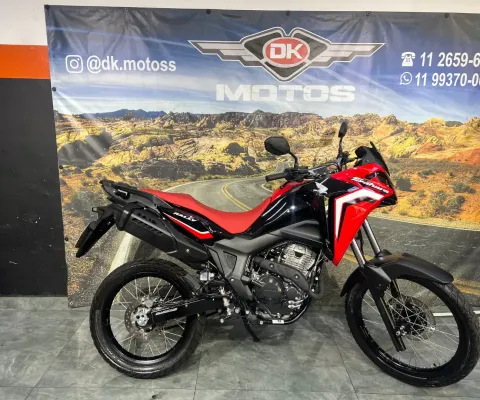 HONDA SAHARA 2025 VERMELHA 