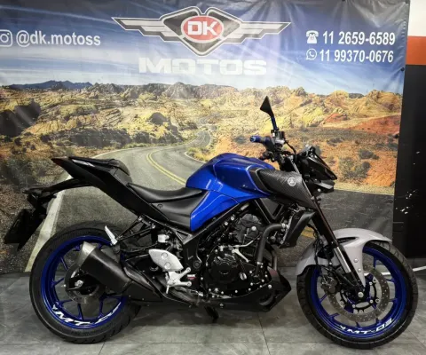 Yamaha mt 03 abs 2022 azul