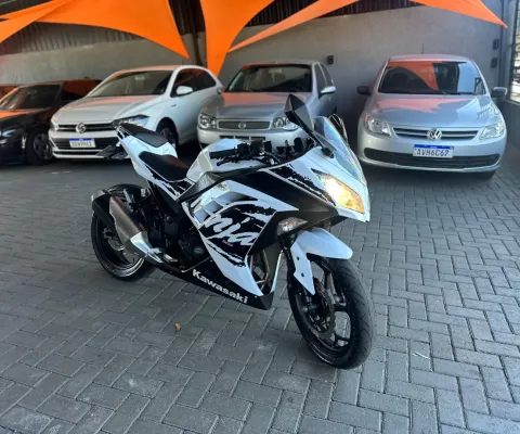 KAWASAKI NINJA 300 