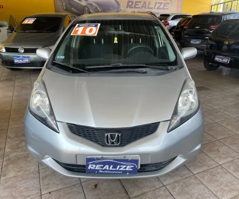 Honda Fit LX mecânico extremante conservado com laudo cautelar aprovado 