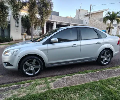 FOCUS SEDAN GLX 2.0 16v FLEX DURATECH