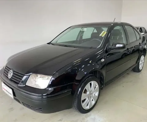 VOLKSWAGEN BORA 2.0 MI 8V GASOLINA 4P AUTOMÁTICO