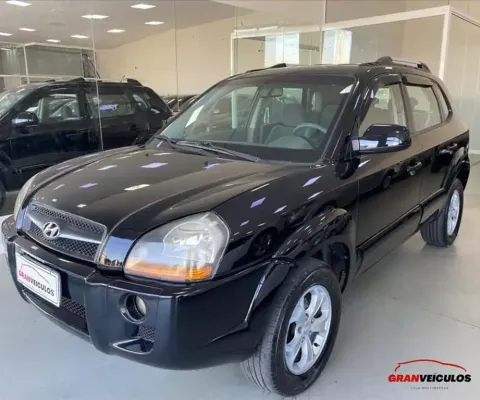 HYUNDAI TUCSON 2.0 MPFI GL 16V 142CV 2WD GASOLINA 4P AUTOMÁTICO