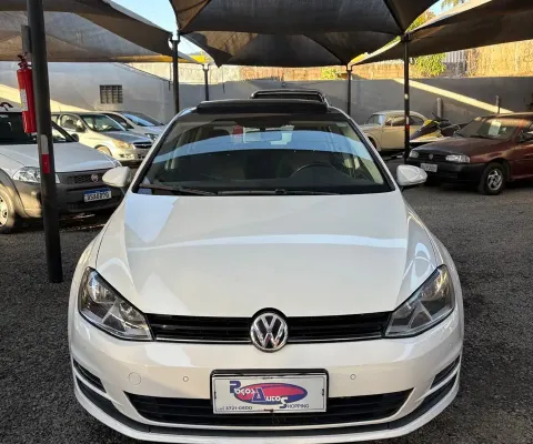 Golf 1.4 TSI 2015 - Esportivo, Econômico e Confortável!