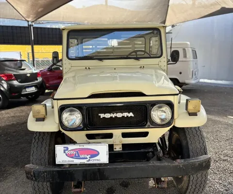 TOYOTA BANDEIRANTE 1986 4X4