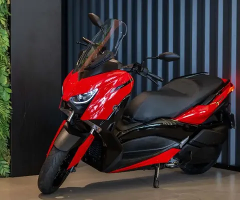 YAMAHA XMAX 250 ANO 2024