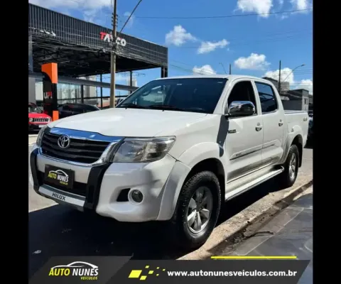 TOYOTA HILUX 2.7 SRV 4X4 CD 16V FLEX 4P AUTOMÁTICO