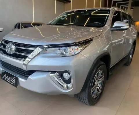 TOYOTA HILUX SWSR A2GF 2017