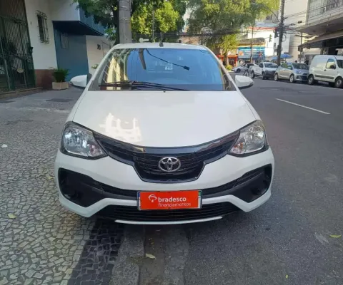 Toyota Etios 2020 1.5 x plus 16v flex 4p automático
