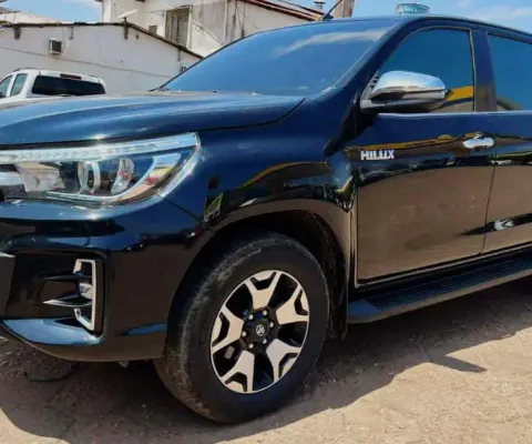 Toyota Hilux srx 