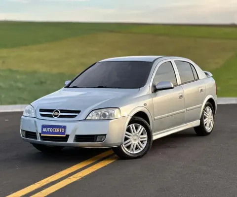 Chevrolet Astra M/ HB 4P ADVANTAGE - Prata - 2010/2011