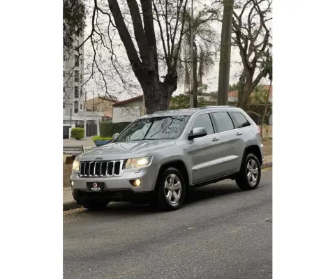 Jeep Grand cherokee 2012 3.6 laredo 4x4 v6 24v gasolina 4p automático