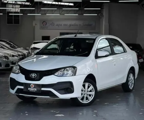 Toyota Etios 2020 1.5 x plus sedan 16v flex 4p automático
