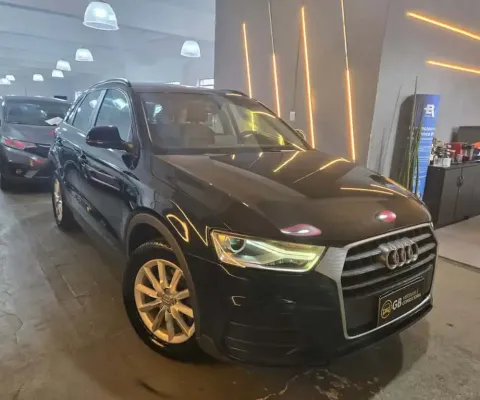 Audi Q3 Attraction 1.4 TFSI Flex Aut. 2018