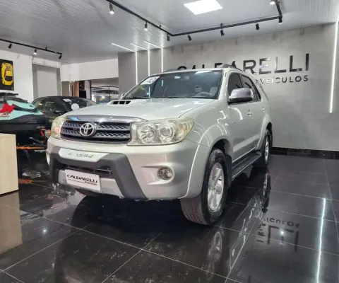TOYOTA HILUXSW4 SRV4X4 2010