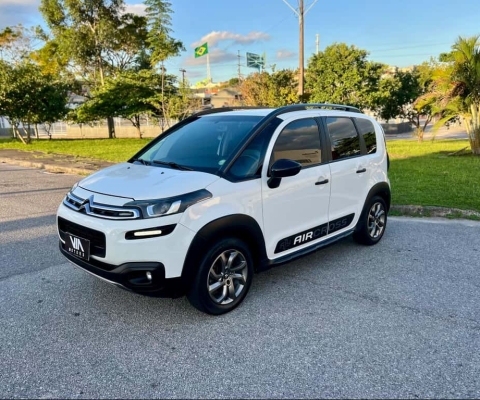 Citroën AirCross Feel 1.6 Flex 16V 5p Aut.  - Branca - 2017/2017