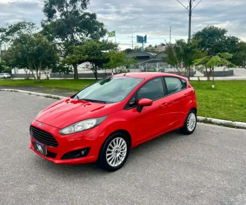 Ford Fiesta 1.5 - Vermelha - 2014/2015