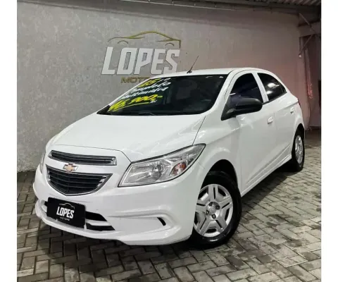 Chevrolet Onix HATCH LT 1.0 8V FlexPower 5p Mec.  - Branca - 2014/2015