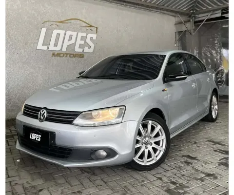 Volkswagen Jetta Jetta Comfortline 2.0 - Prata - 2012/2012