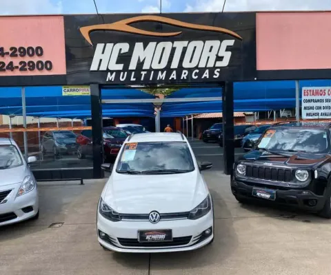 Volkswagen Fox TRACK 1.0 12V 2016 - Branca - 2015/2016