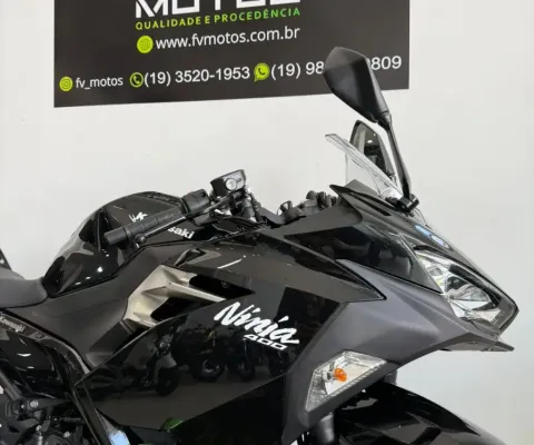 KAWASAKI NINJA 400 ABS PRETA 2021