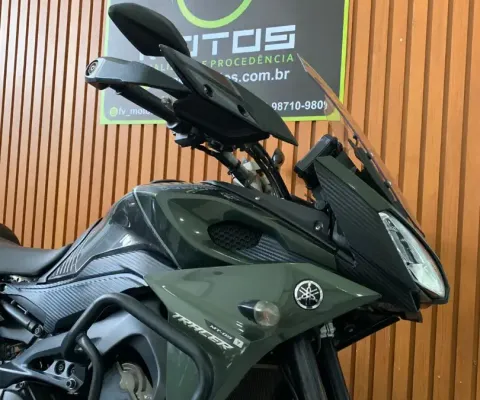 Yamaha mt-09 tracer 900 cinza 2018