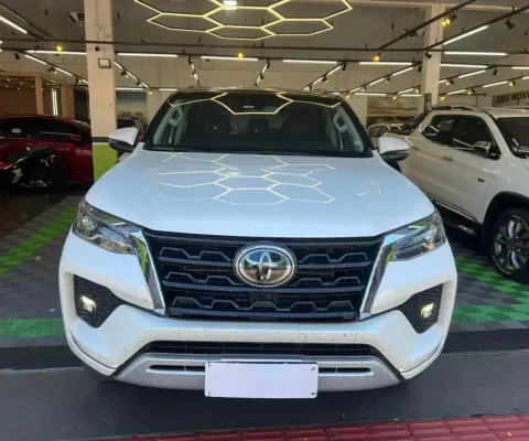 TOYOTA HILUX SWSRXA4FD 2021