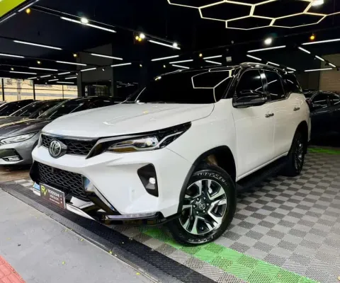 Toyota hilux swsrxa4rd 2025