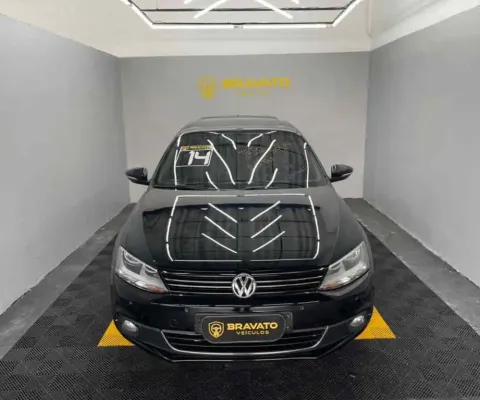 Volkswagen Jetta 2014 2.0 tsi highline 211cv gasolina 4p tiptronic