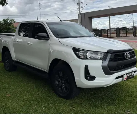 TOYOTA HILUX CD SR  4FD 2024