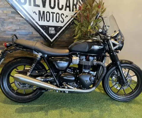 STREET  TWIN 900cc