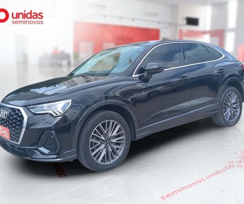 Audi Q3 2024 2.0 tfsi sportback performance black plus quattro