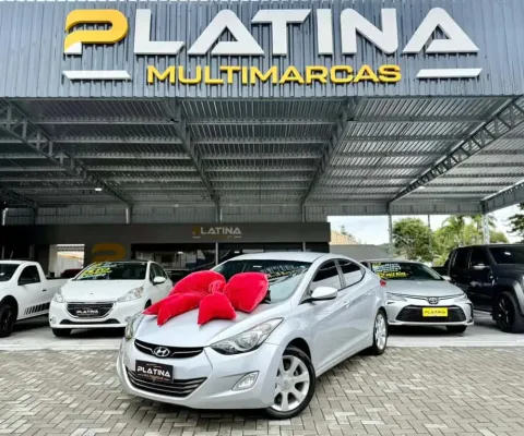 Hyundai Elantra GLS 1.8 16V Aut.