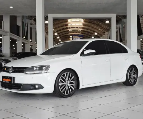 VOLKSWAGEN JETTA 2.0 TSI HIGHLINE 211CV GASOLINA 4P TIPTRONIC