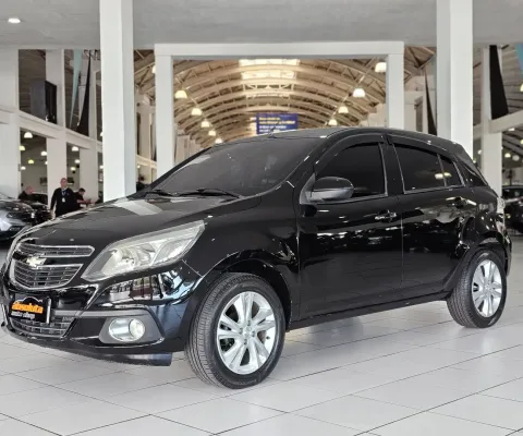 CHEVROLET AGILE 1.4 MPFI LTZ 8V FLEX 4P AUTOMATIZADO 2014,um carro que se destaca pelo conforto e pr