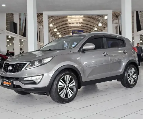 KIA SPORTAGE 2.0 LX 4X2 16V FLEX 4P AUTOMÁTICO 2015,se destaca por seu design moderno e robusto