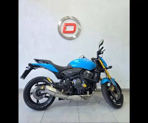 CB 600F HORNET