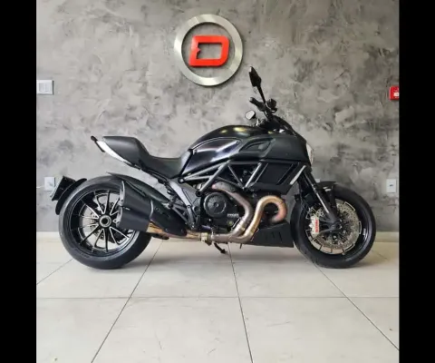 DIAVEL 1198 Dark