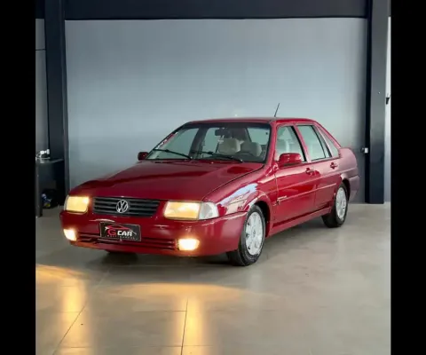 VW - VolksWagen Santana 2.0 Mi 2p e 4p 2002 Gasolina