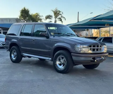 FORD Explorer 4.0 V6 24V XLT AUTOMÁTICO