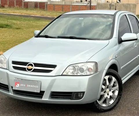 GM ASTRA HB ADVANTAGE 2.0 2011 140 CV - CARRO DE RARÍSSIMO ESTADO DE CONSERVAÇÃO 