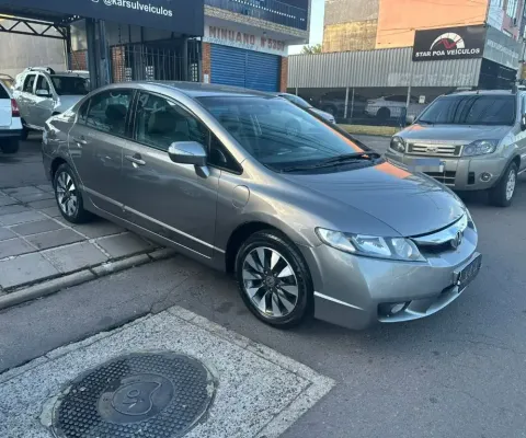 Honda Civic LXL 1.8 Aut 2010 -Bancos em couro, som e troca de marchas no volante-
