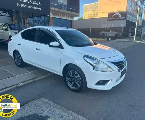 Versa SL 1.6 2018 - Revisões ate 70 mil km, mega espaçoso e super econômico- 