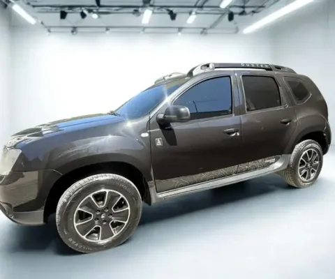 Renault Duster 1.6 DAKAR 4X2 16V 4P - Preta - 2016/2016