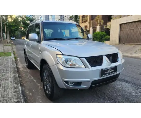 Mitsubishi Pajero tr4 2012 2.0 4x4 16v 140cv flex 4p automático
