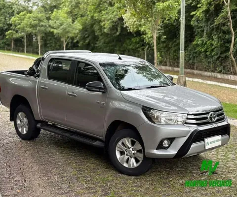Toyota hilux 2.7 sr 4x2 cd 16v flex 4p automático