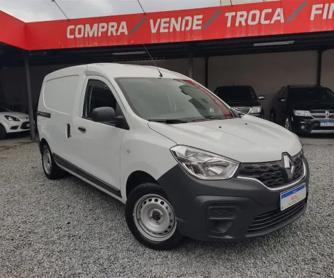 kangoo 1.6 advanced completa 2025