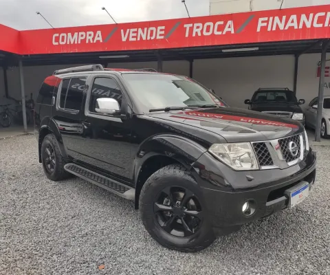 Pathfinder 7 Lugares 4x4 