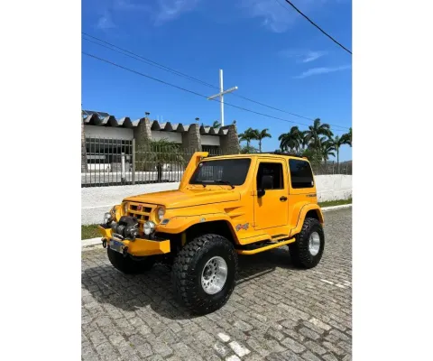Troller T4 2011