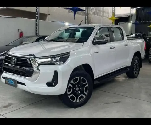 TOYOTA HILUX 2.8 D-4d Turbo CD SRX 4X4 - 2023/2024